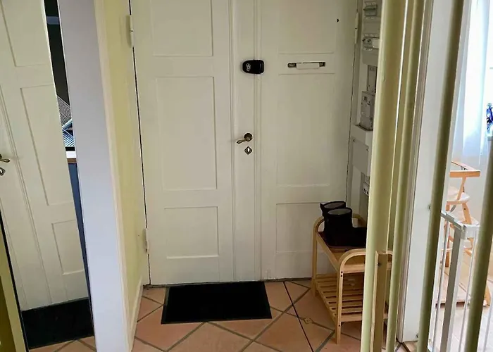 Сasa de vacaciones Charming Townhome Near And Square