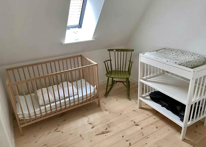 Charming Townhome Near And Square Hébergement de vacances